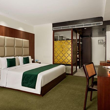 ניו דלהי Deventure Sarovar Portico Patel Nagar מראה חיצוני תמונה